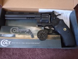 Review: Air revolver Umarex Colt Python 6" black Diabolo/BB 4.5mm - 1