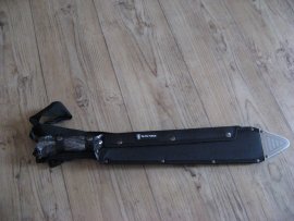 Review: Machete Elite Force EF 712 - 2