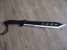 Review: Machete Elite Force EF 712 - 5
