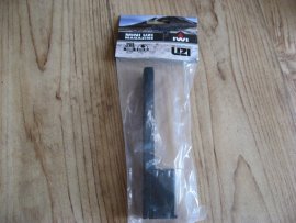 Review: Magazine IWI Mini UZI - 1