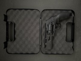 Review: Pistol case 30.2x22x6 - 1