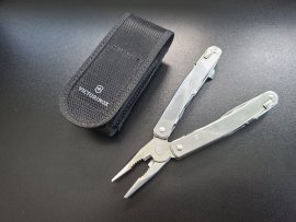Review: Multifunction Pliers Victorinox Swiss Tool Spirit MX - 1