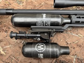 Review: Carbon bottle for AirMaks 300cc - 1