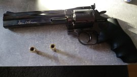 Review: Air revolver ASG Dan Wesson 715 6" Steel Grey - 2