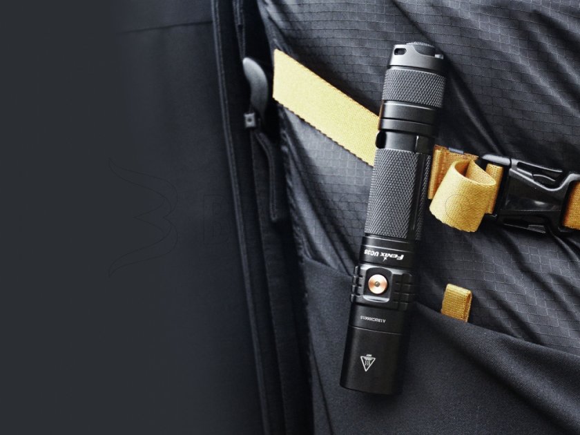 Fenix UC35 V2.0 LED flashlight