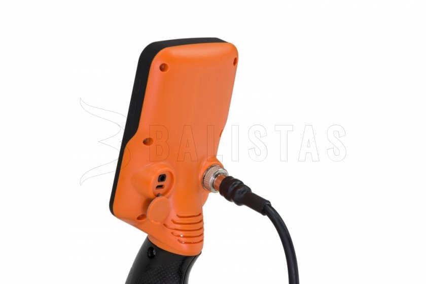 Quest Q20 metal detector