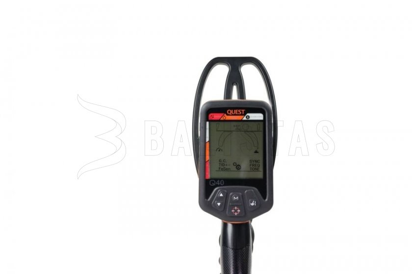 Quest Q40 metal detector