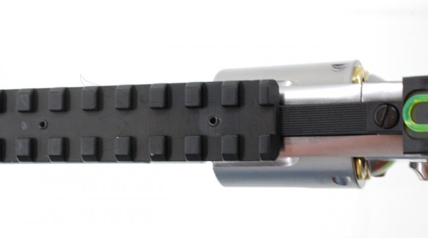 Smith&Wesson 327 TRR8 steel