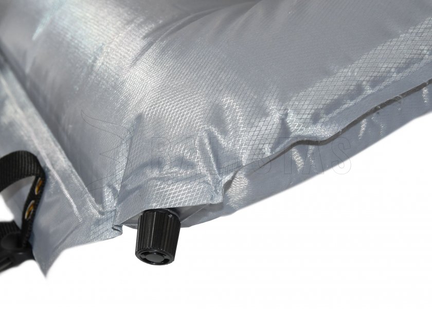 Self-inflating car mattress Cattara Midnight 180x66x4cm with cushion