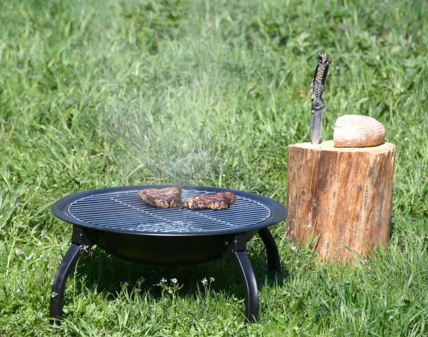 Vesuv Fire Pit with Grate and Lid