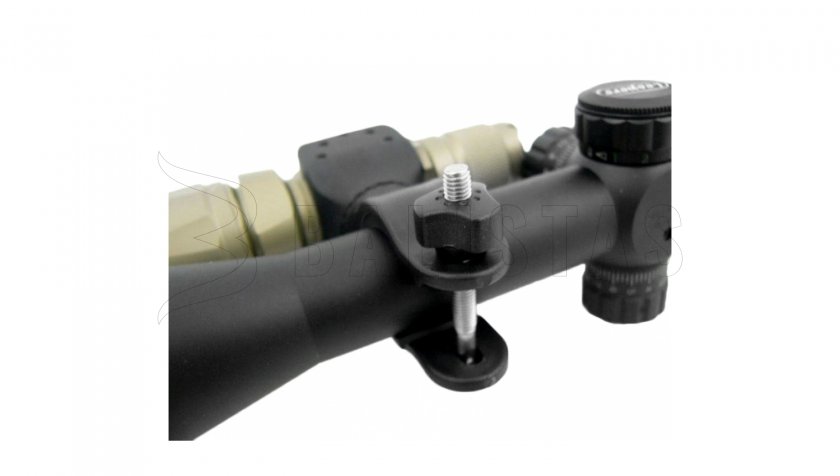 Mounting flashlights on Lenser rifle scope