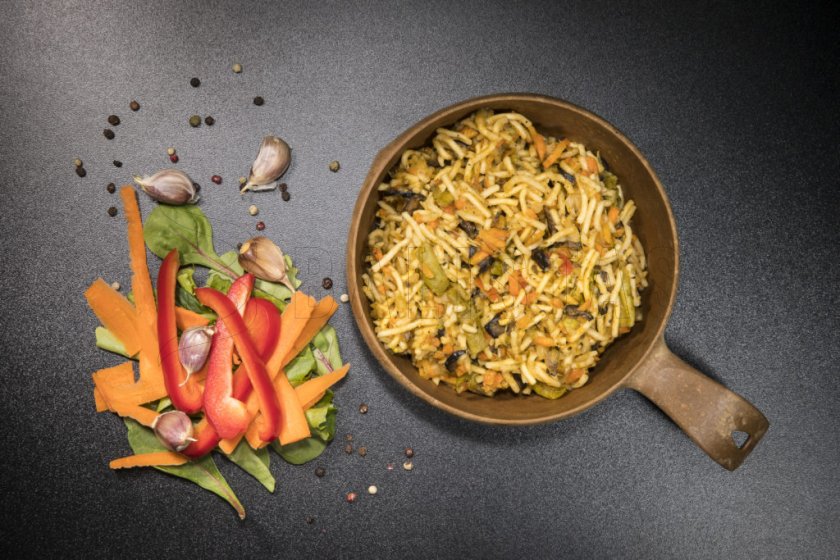 Dehydrated food - vegetables with noodles Tactical Foodpack