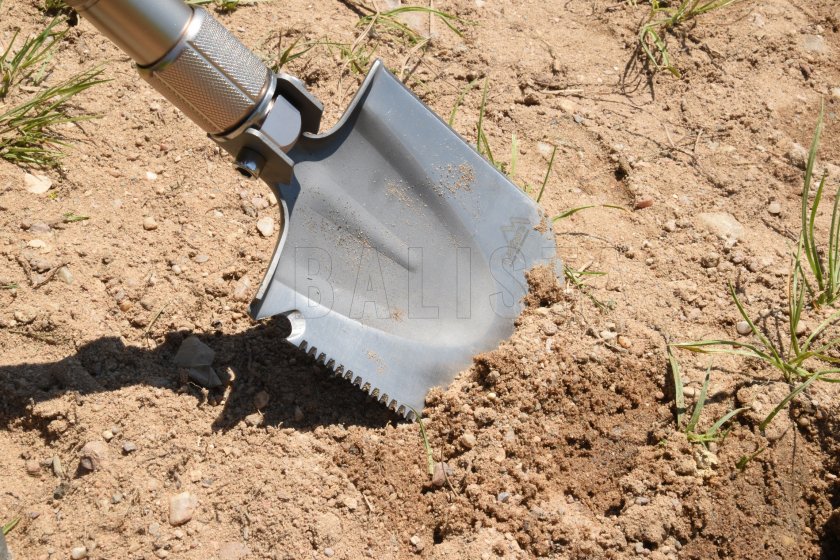 Multifunctional folding shovel Cattara TIGER 77cm