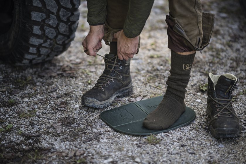 Deerhunter foam folding seat cushion