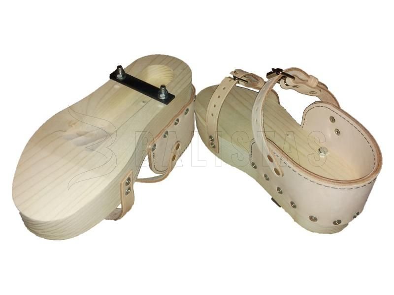Clogs for laying artificial tracks