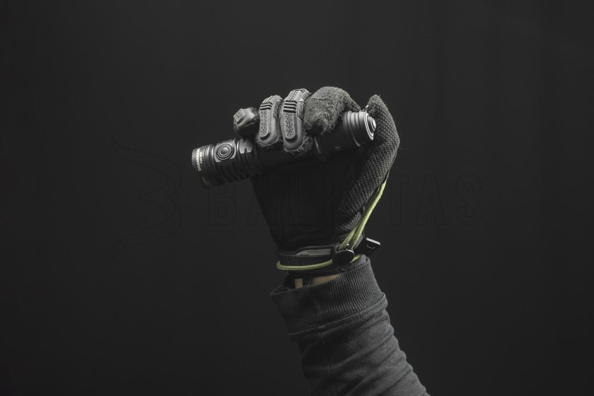 Svítilna Armytek Dobermann PRO MAX bílé světlo 14.jpg