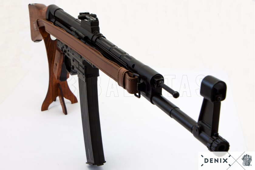 Replica Sturmgewehr 44 with sling, Germany 1943 6