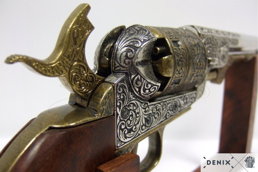 Replica Colt Navy 1851 – brass 5