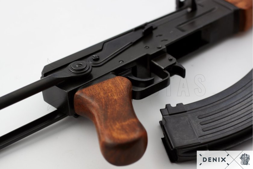 AK-47 Replica with Folding Stock, USSR 1947 15