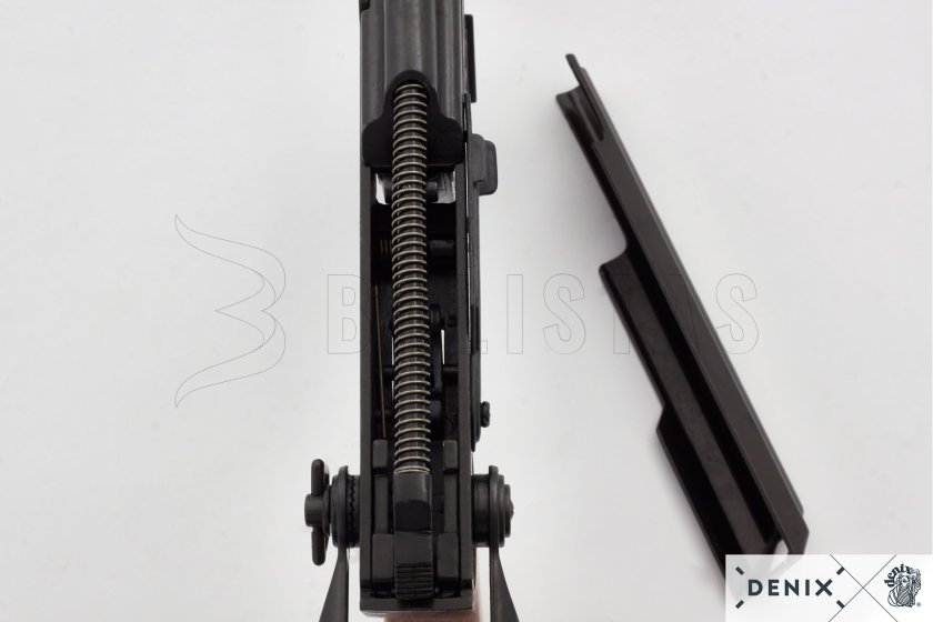 AK-47 Replica with Folding Stock, USSR 1947 17