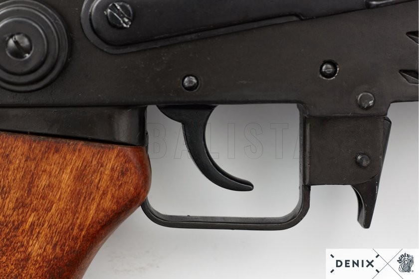 AK-47 Replica with Folding Stock, USSR 1947 11