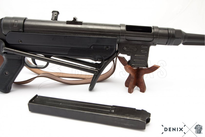 MP40 Replica with Sling, Germany 1940 17
