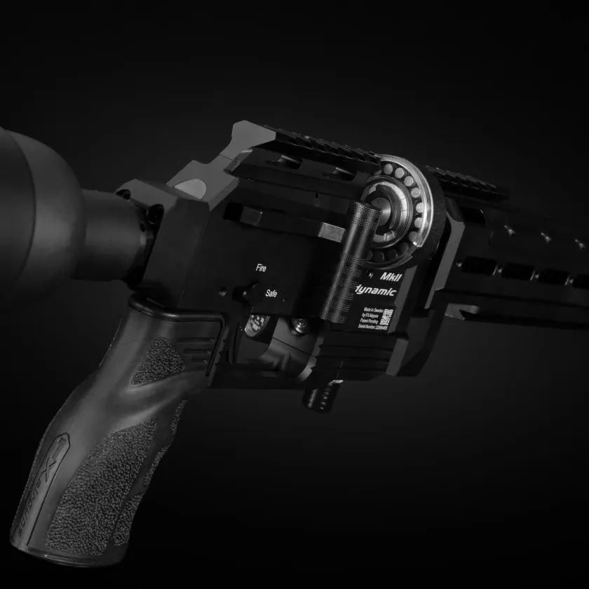 Air rifle FX Dynamic MkII 600 5,5mm 14