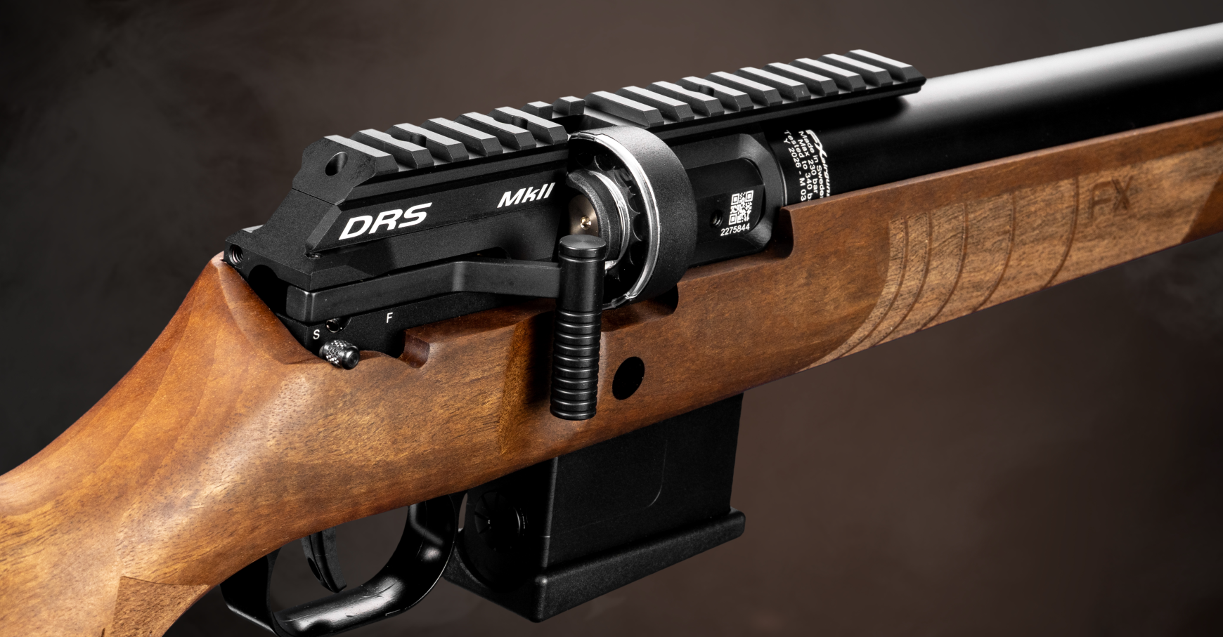 Air rifle FX DRS MKII Classic Walnut text 2